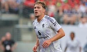 米体：霍伊伦500万欧租借费+4000万买断加盟那不勒斯，年薪500万